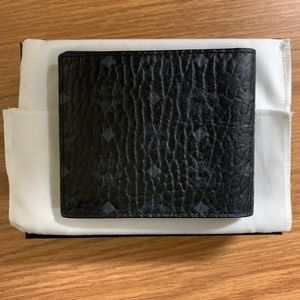 Mcm wallet